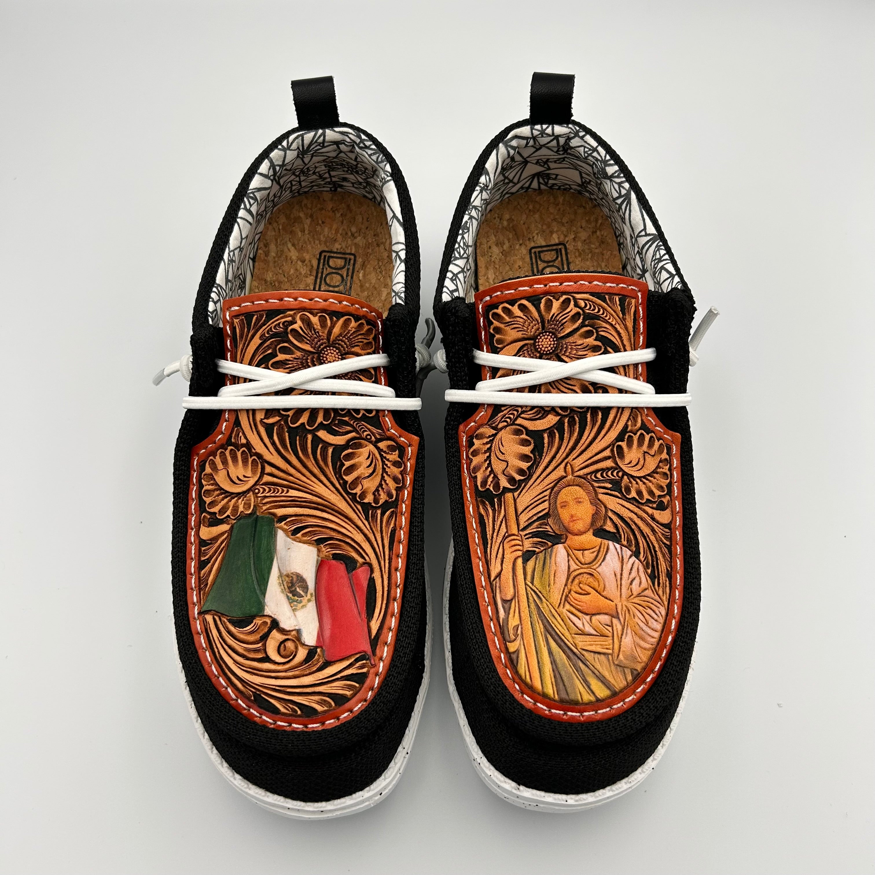 Rodeo Black Shoe (San Judas)