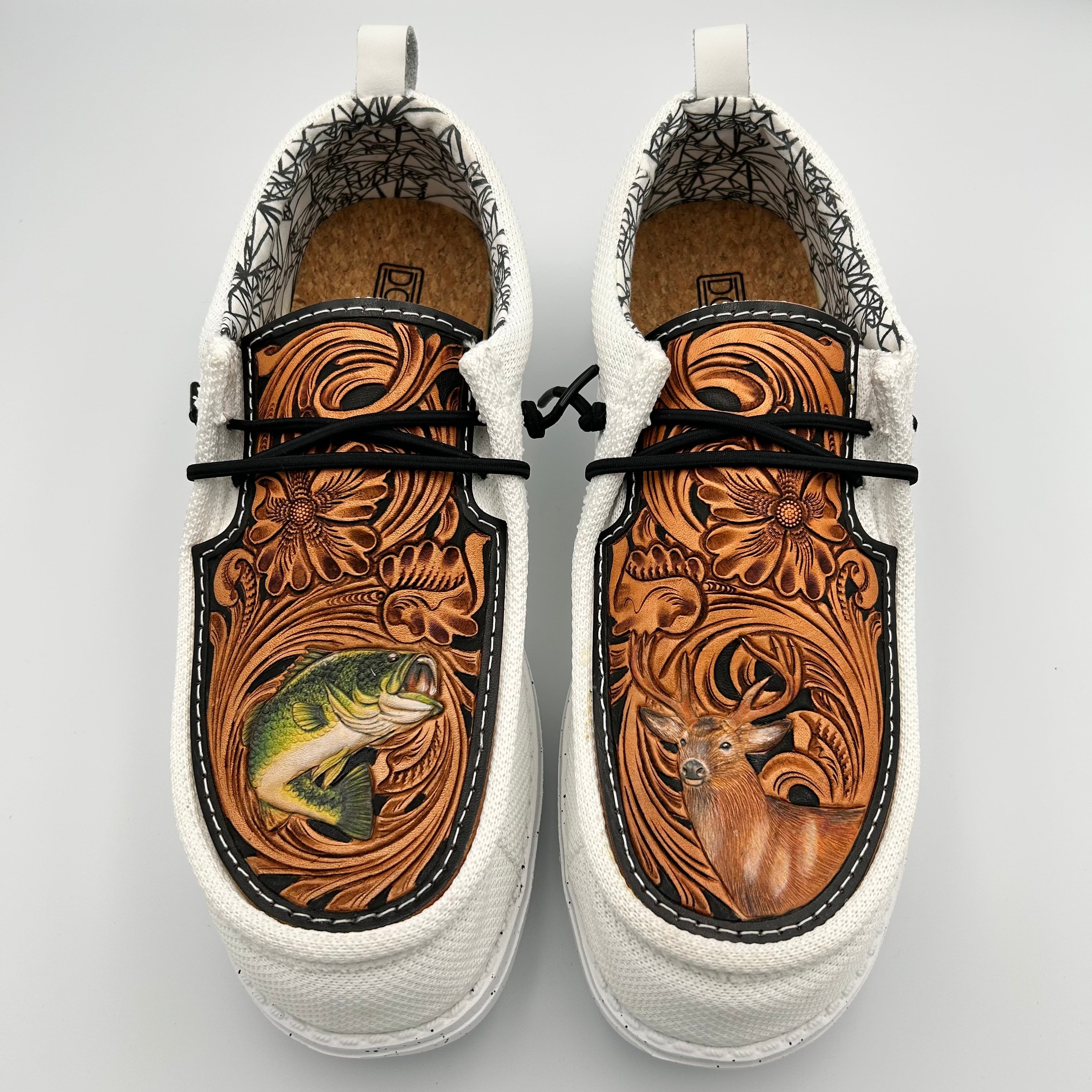 Rodeo White Shoe (Outdoors)